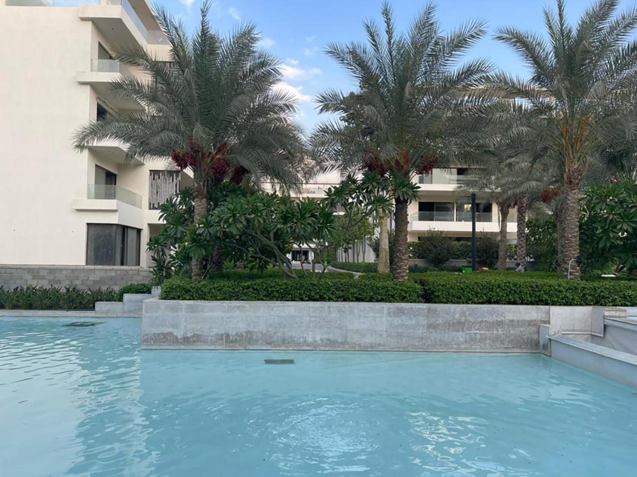 Ground Apartment 2-Bedrooms In Lake View Residence Amazing Price! New Cairo Exterior photo