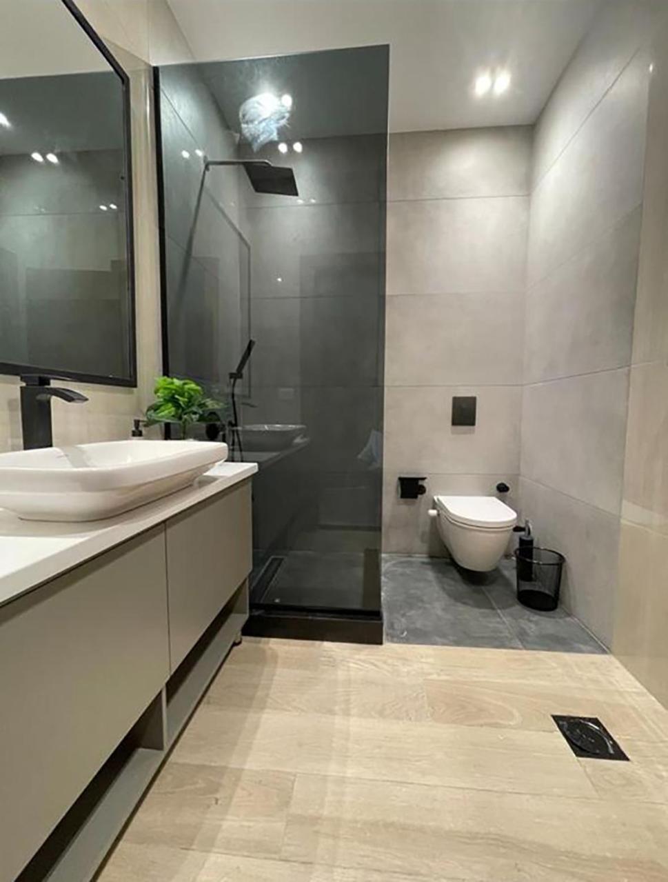 Ground Apartment 2-Bedrooms In Lake View Residence Amazing Price! New Cairo Exterior photo